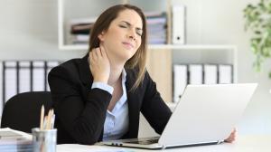 Pri sedavom zamestnaní sú časté bolesti krčnej chrbtice, ale sú aj iné, vážnejšie následky