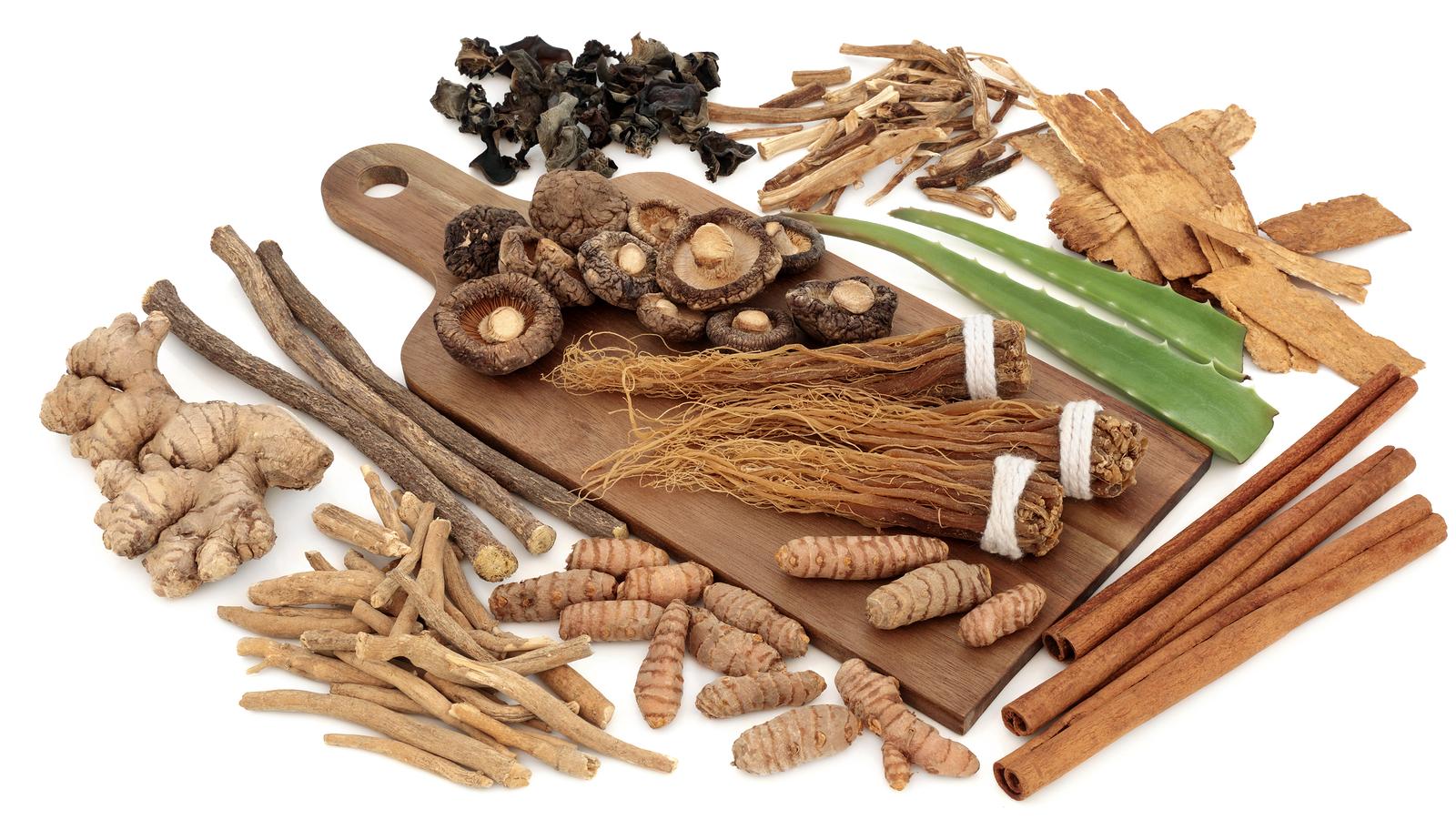 Jedným zo spôsobov rýchleho posilnenia imunity je konzumácia jednotlivých liečivých húb formou kúry, alebo pravidelne Jedným zo spôsobov rýchleho posilnenia imunity je konzumácia jednotlivých liečivých húb formou kúry, alebo pravidelne