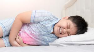 Čo môže spôsobiť bolesti brucha u detí?